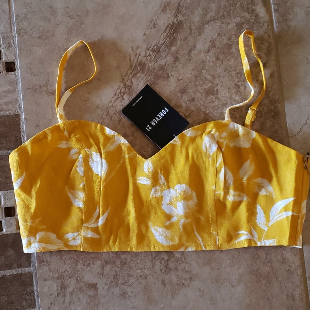 Yellow F21 floral crop top size Small NWT
